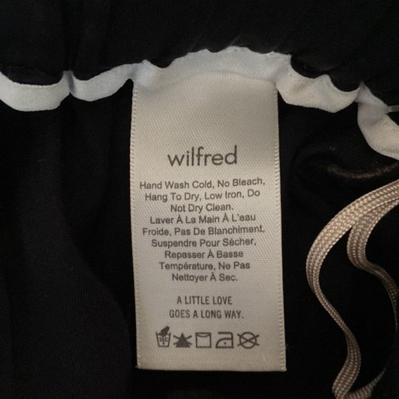 ❗️SOLD❗️Aritzia Wilfred Black Floral Satin Ankle Faun Pants Size M - Picture 9 of 10